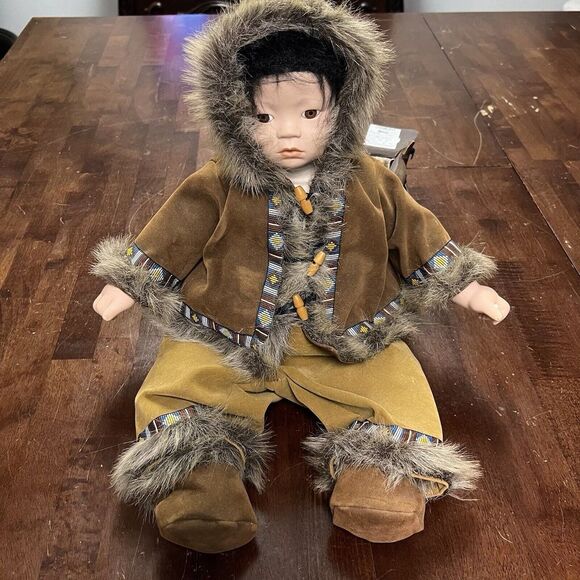 TUSCO‎ MOMENTS TREASURED  ANOUK ESKIMO BOY DOLL  19.5" WILLIAM TUNG - Picture 1 of 13